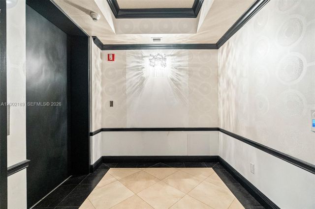 21050 Point Pl 403, Aventura, FL 33180