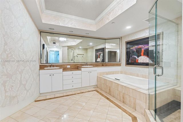21050 Point Pl 403, Aventura, FL 33180