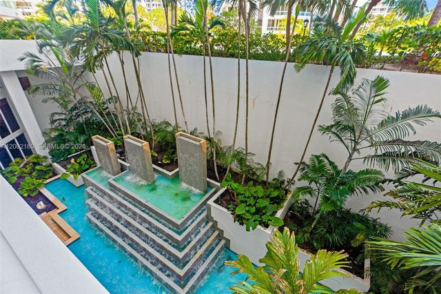 21050 Point Pl 403, Aventura, FL 33180