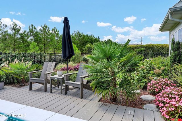 2136 Whiskey Branch Drive, Wilmington, NC 28409