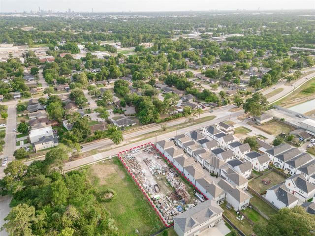 4440 W Tidwell Rd, Houston, TX 77091