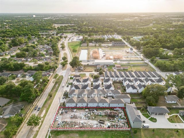 4440 W Tidwell Rd, Houston, TX 77091