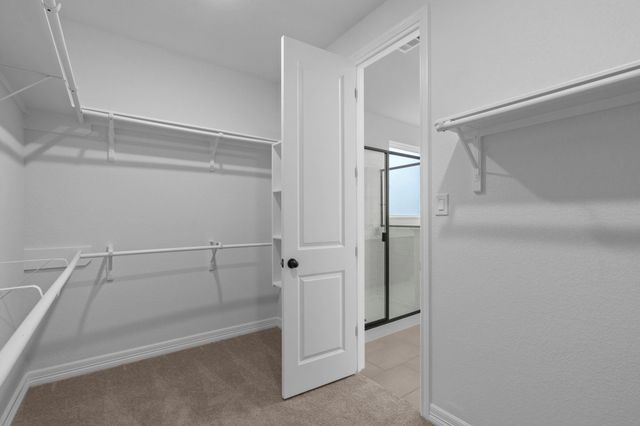 9919 Goliad Drive, Mont Belvieu, TX 77523