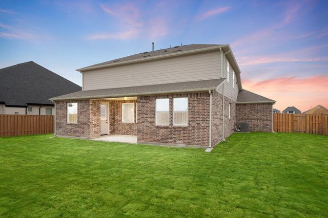 9919 Goliad Drive, Mont Belvieu, TX 77523