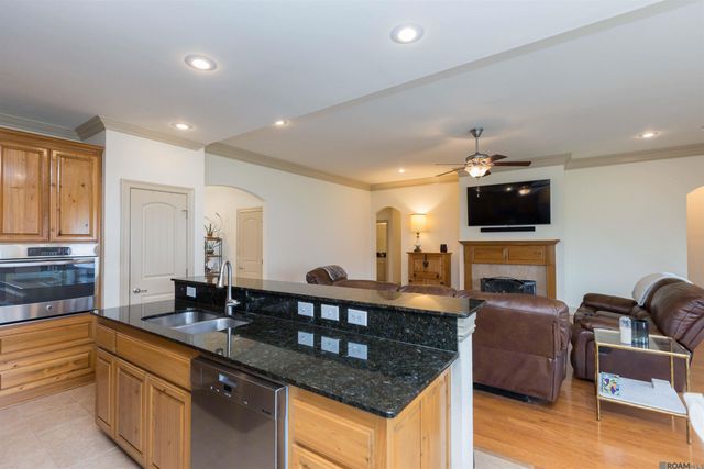 2953 Majestic Oaks Ave, Zachary, LA 70791
