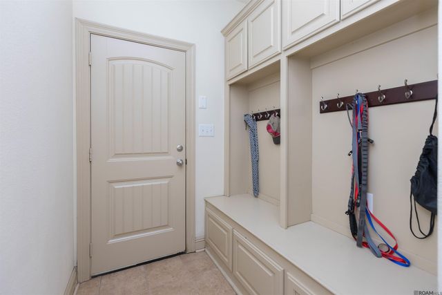 2953 Majestic Oaks Ave, Zachary, LA 70791