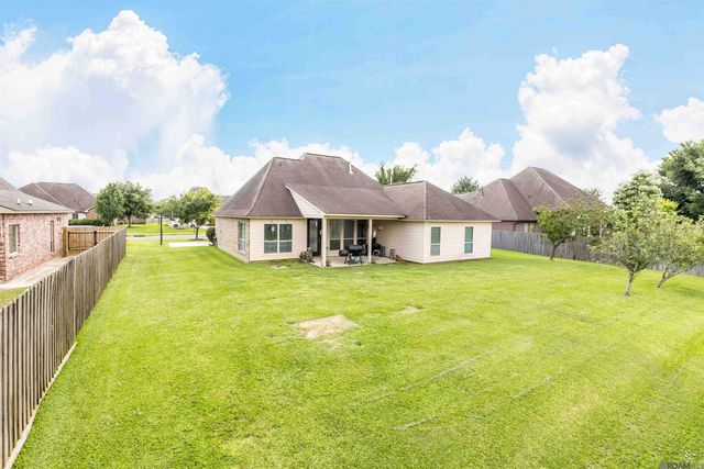 2953 Majestic Oaks Ave, Zachary, LA 70791