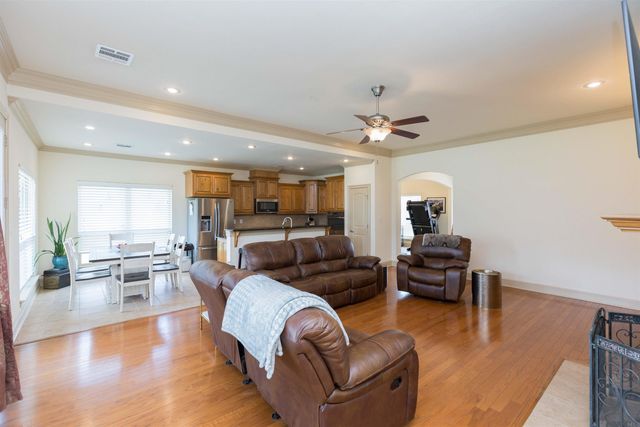 2953 Majestic Oaks Ave, Zachary, LA 70791
