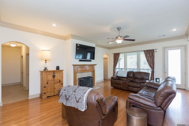 2953 Majestic Oaks Ave, Zachary, LA 70791