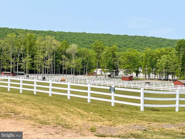 45 CONYNGHAM DRIVE, Hazleton, PA 18202