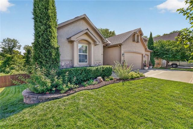10115 N Miller Lane, Kansas City, KS 66109