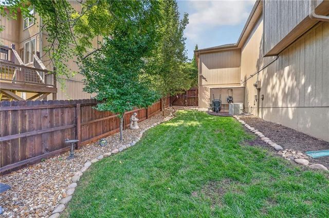 10115 N Miller Lane, Kansas City, KS 66109