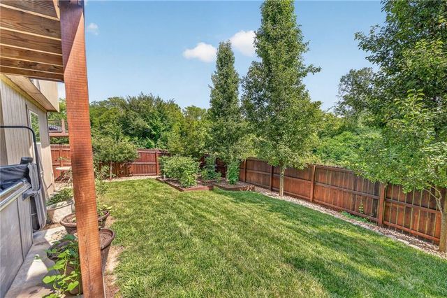 10115 N Miller Lane, Kansas City, KS 66109