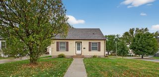 1004 8th Avenue NW, Rochester, MN 55901