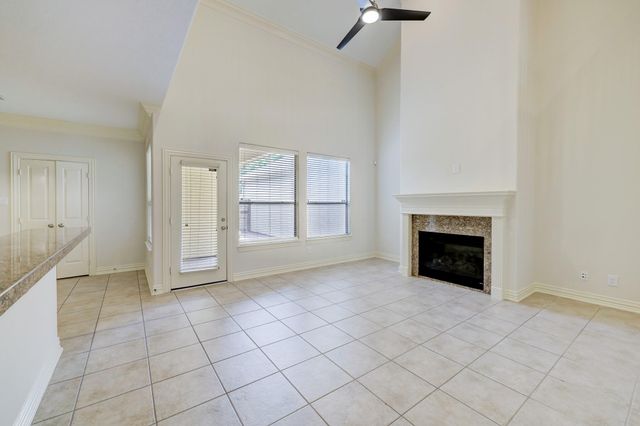 14446 Summerleaf Lane, Houston, TX 77077