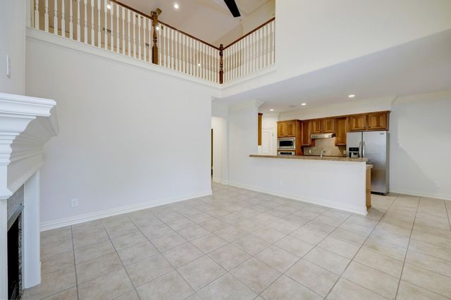 14446 Summerleaf Lane, Houston, TX 77077