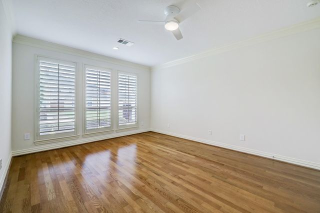 14446 Summerleaf Lane, Houston, TX 77077