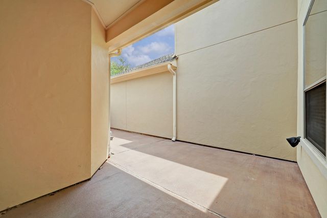 14446 Summerleaf Lane, Houston, TX 77077