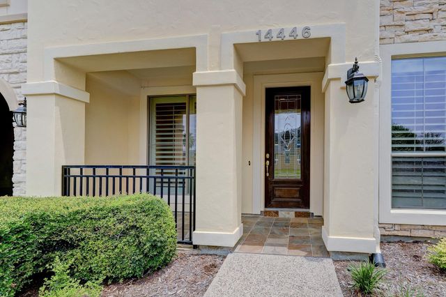 14446 Summerleaf Lane, Houston, TX 77077