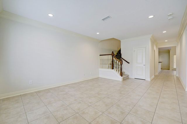 14446 Summerleaf Lane, Houston, TX 77077