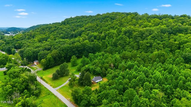 707 Cooks Valley Road, Kingsport, TN 37664