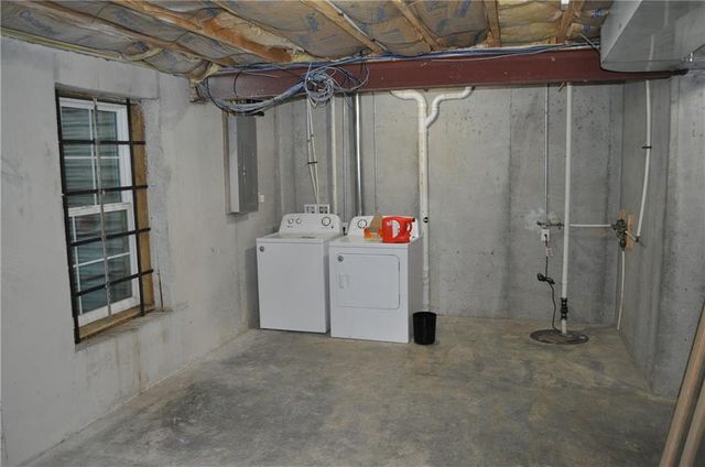 3404 N 9th Street, St Joseph, MO 64505