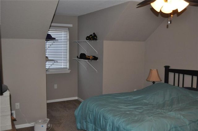 3404 N 9th Street, St Joseph, MO 64505