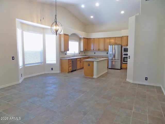 14206 S 12TH Place, Phoenix, AZ 85048