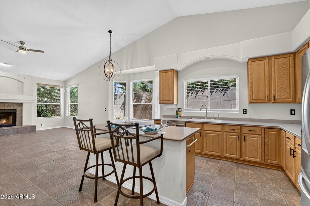 14206 S 12TH Place, Phoenix, AZ 85048 — photo 4