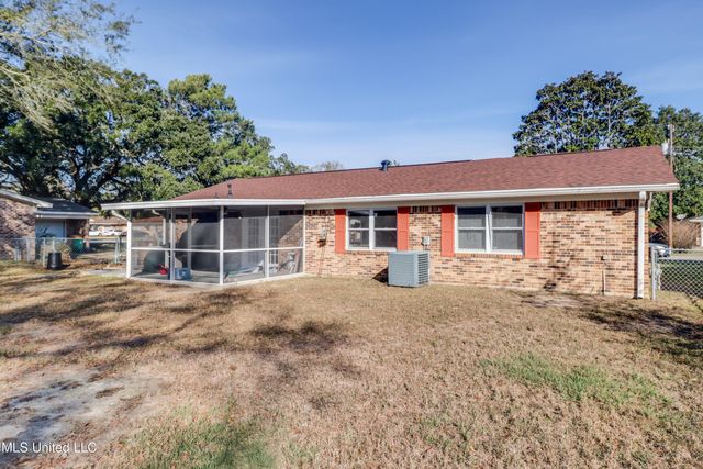 1713 James Madison Drive, Biloxi, MS 39531