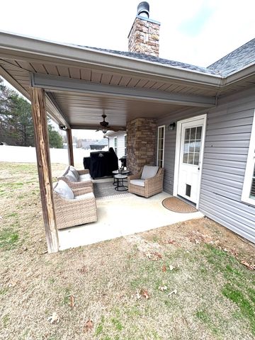 75 Southern Drive, Ringgold, GA 30736