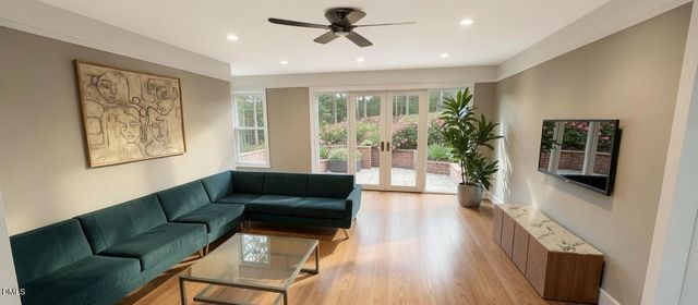 404 Kinsey Street, Raleigh, NC 27603