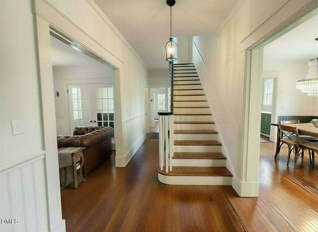 404 Kinsey Street, Raleigh, NC 27603
