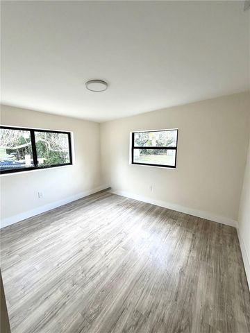 3740 NW 188th St, Miami Gardens, FL 33055