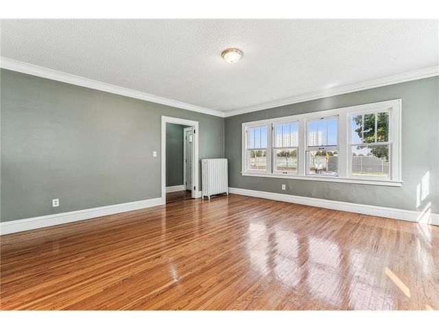 1186 Marshall Avenue, Saint Paul, MN 55104