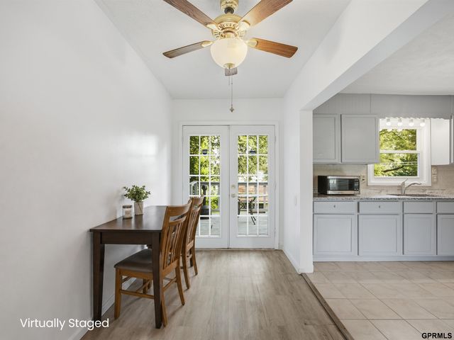 2612 W Chandler Road, Bellevue, NE 68147