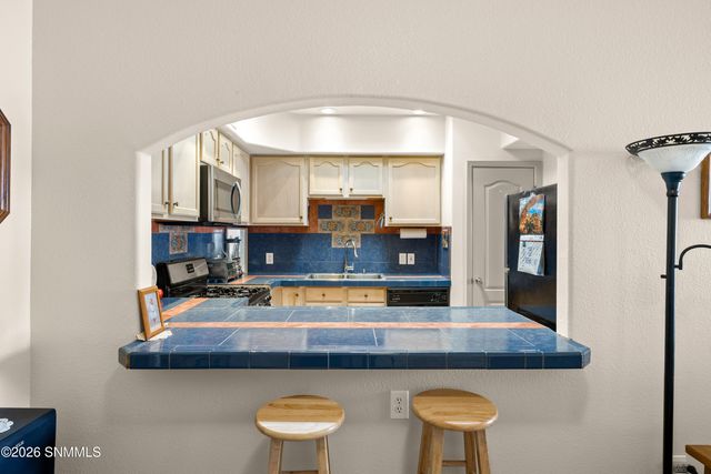 891 Chateau Drive, Las Cruces, NM 88005