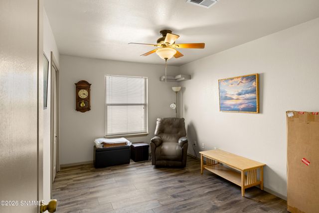 891 Chateau Drive, Las Cruces, NM 88005