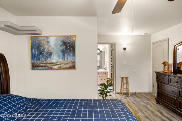 891 Chateau Drive, Las Cruces, NM 88005