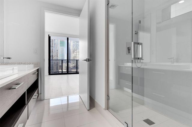 45 SW 9th Street 1706, Miami, FL 33130