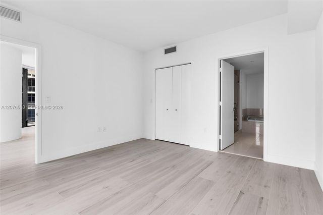 45 SW 9th Street 1706, Miami, FL 33130