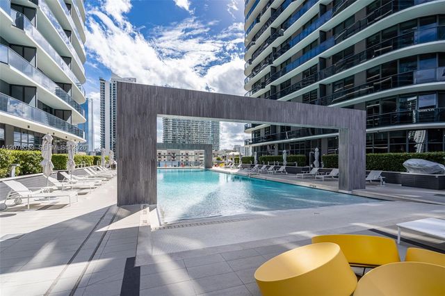 45 SW 9th Street 1706, Miami, FL 33130