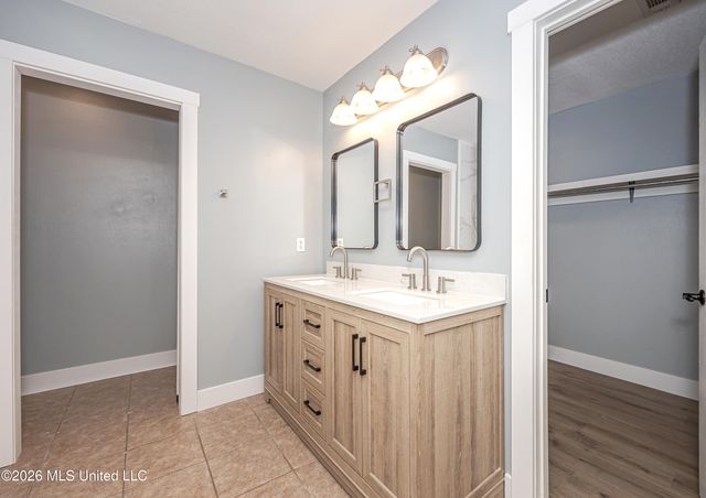 21455 E Edgewood Drive, Saucier, MS 39574