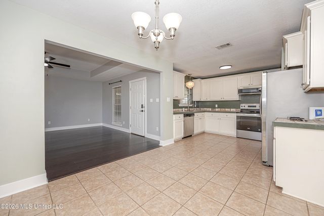 21455 E Edgewood Drive, Saucier, MS 39574