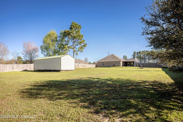 21455 E Edgewood Drive, Saucier, MS 39574