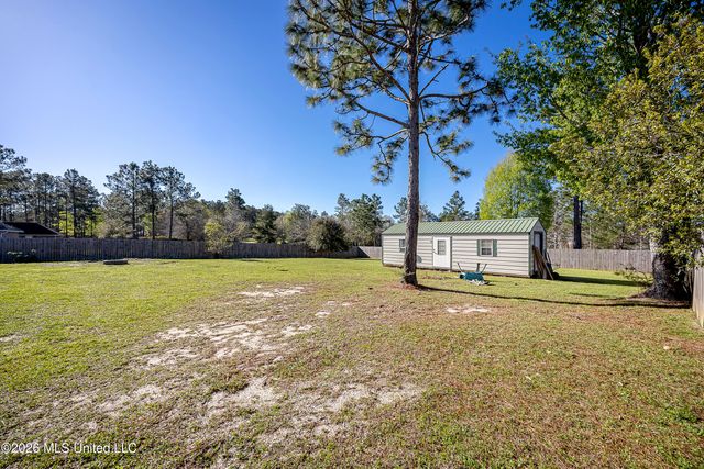 21455 E Edgewood Drive, Saucier, MS 39574