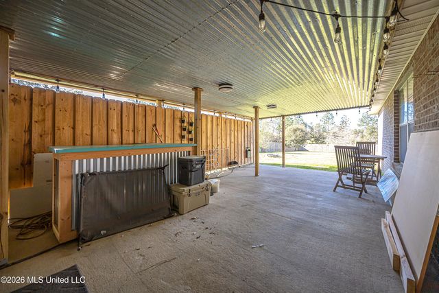 21455 E Edgewood Drive, Saucier, MS 39574