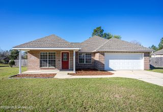 21455 E Edgewood Drive, Saucier, MS 39574