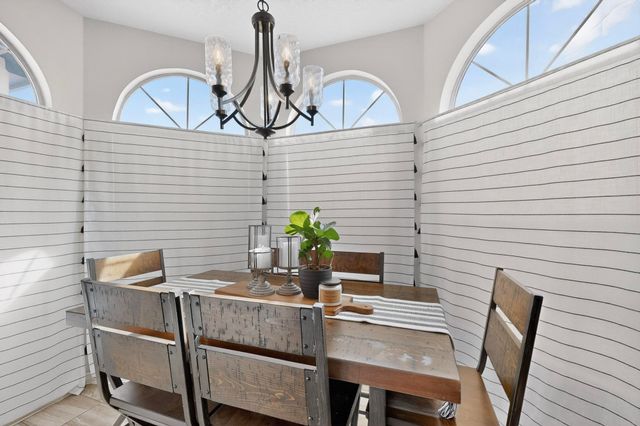 4525 Palmyra Avenue NW, Albuquerque, NM 87114