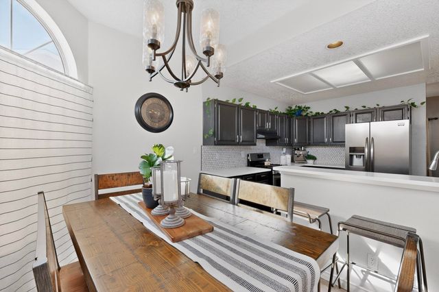 4525 Palmyra Avenue NW, Albuquerque, NM 87114